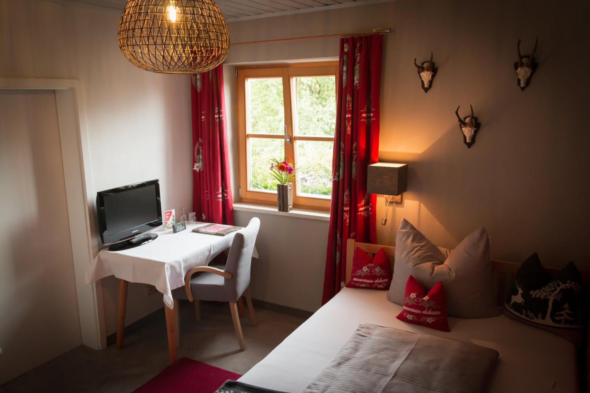 Gaestehaus Sattlerhof Bernau am Chiemsee Kültér fotó